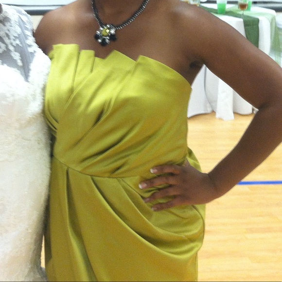 Formal Strapless Party Dress by VERA WANG Green - Picture 3 of 5